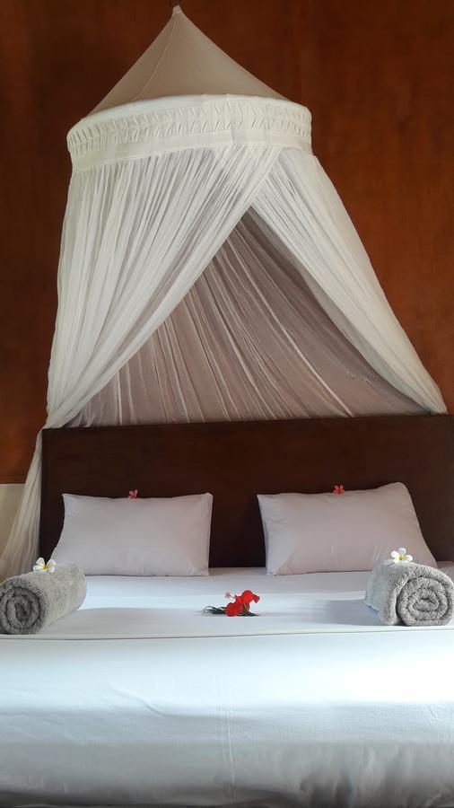 Cnunk Bungalow Gili Meno Eksteriør billede